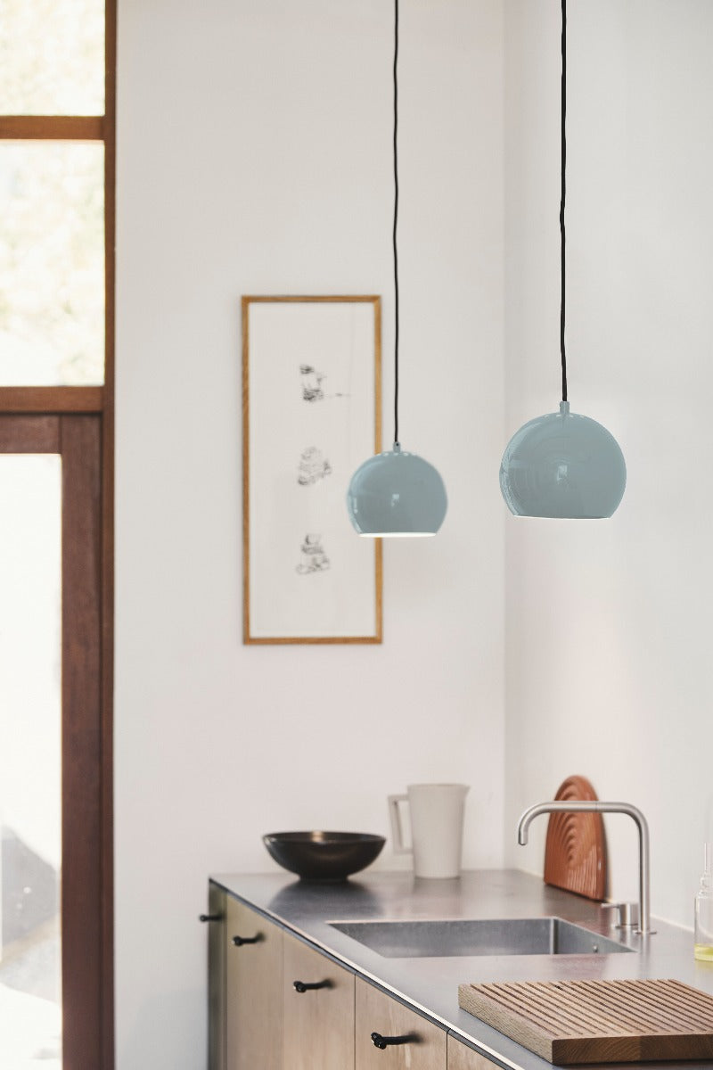 Frandsen Ball pendant lampe - Glossy Mint - Ø:18 - Bahne